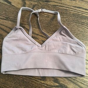 Lululemon v cut sports bra